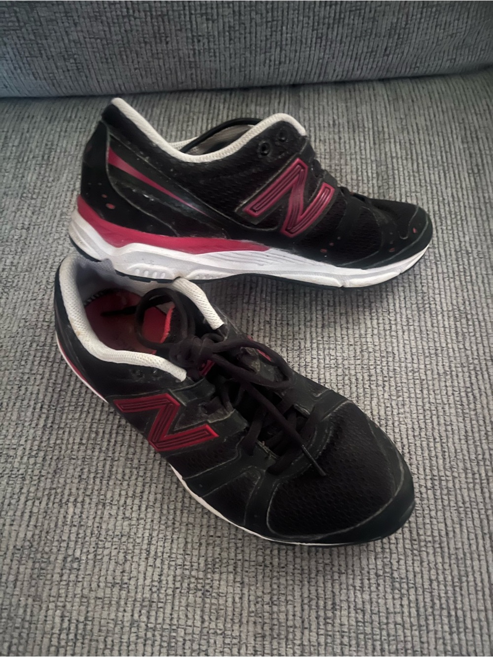 New Balance Black & Pink Casual Running Shoes